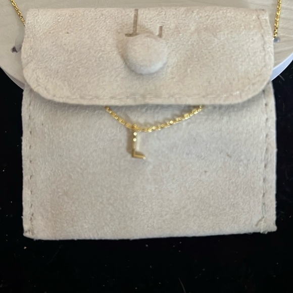 a new day Jewelry - LETTER L 14k GOLD PLATED AS WELL AS CHAIN